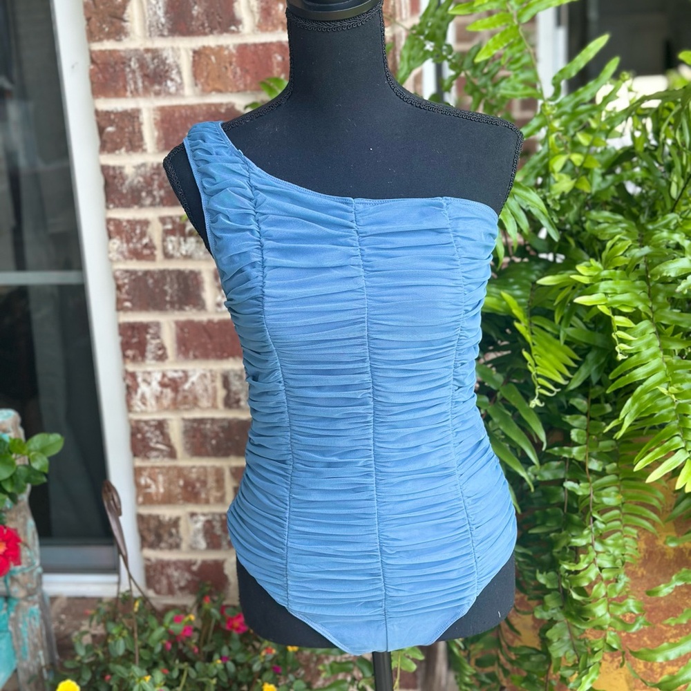 Boutique Chic One-Shoulder Ruched Bodysuit in Blue